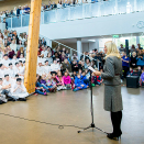 Kronprinsesse Mette-Marit holdt tale ved Nannestad videregående skole. Foto: Vegard Wivestad Grøtt / NTB scanpix